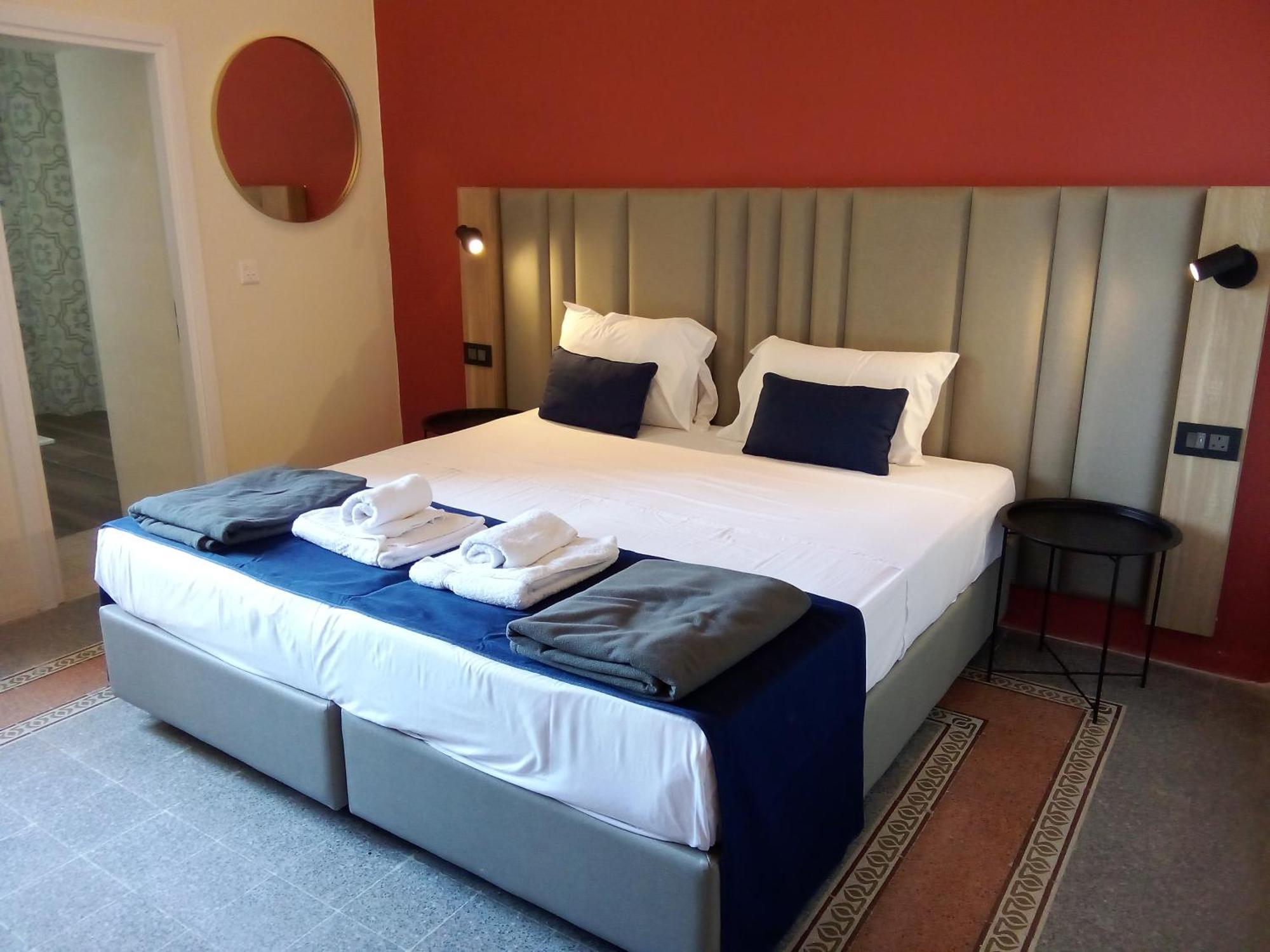 Mulberry Suites 瓦莱塔 外观 照片